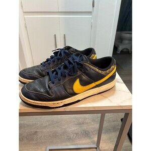 Nike Dunk Low Vintage Michigan Midnight Preowned Men's Size 12
